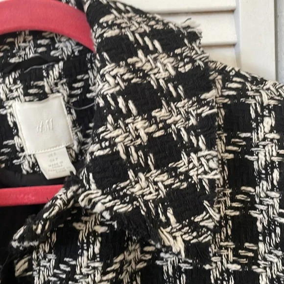 H&M Black and white Tweed Jacket / Shacket - Picture 5 of 5